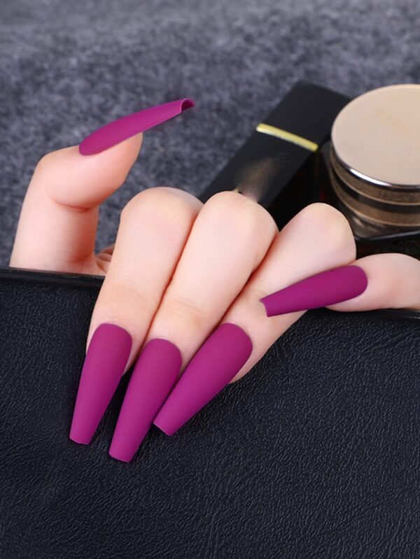 Luxury Design Stick On Nails - Image 4