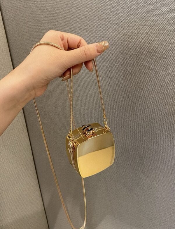 Aya Golden Classic Chain Bag